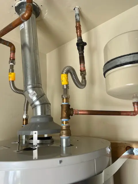 Water heater installation and plumbing repair in Avendale Village